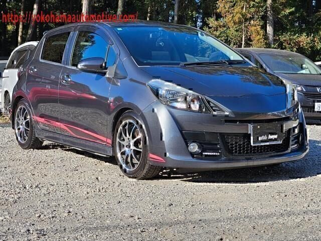 Toyota Vitz  '2012