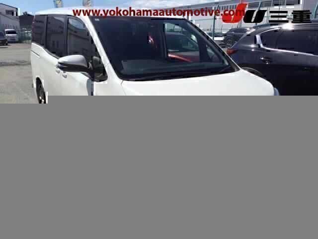 Toyota Noah  '2015