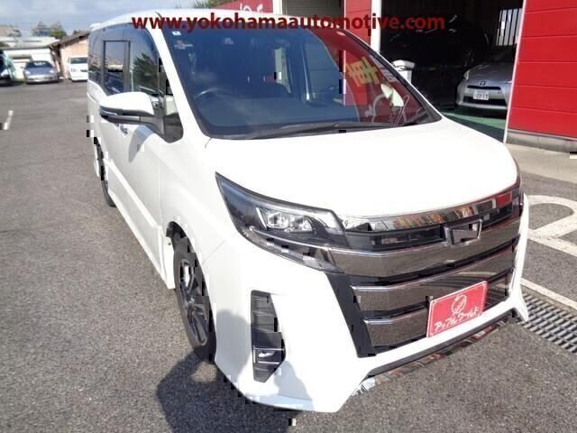 Toyota Noah  '2018