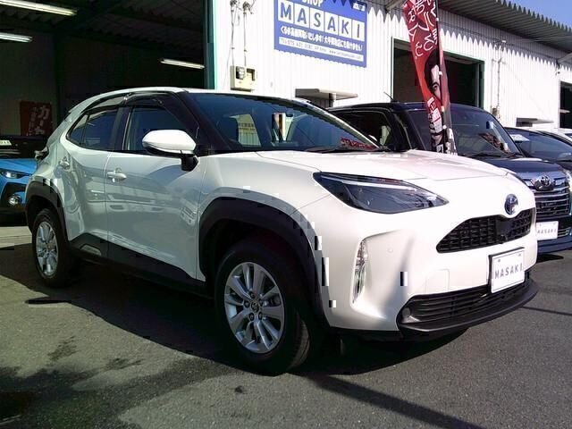 TOYOTA YARIS CROSS